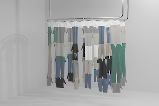 Der Kleidervorhang aus Altkleidern konfrontiert während dem ansonsten angenehmen Badeerlebnis mit der Kleiderproblematik. Die Vielzahl der gebrauchten Kleidungsstücke kann sowohl Privatsphäre ermöglich, aber auch in ihrer Masse erdrückend sein.